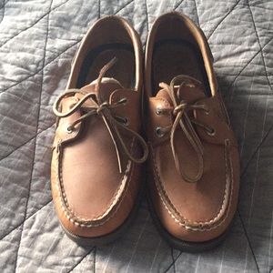 Sperrys top sided leather shoes